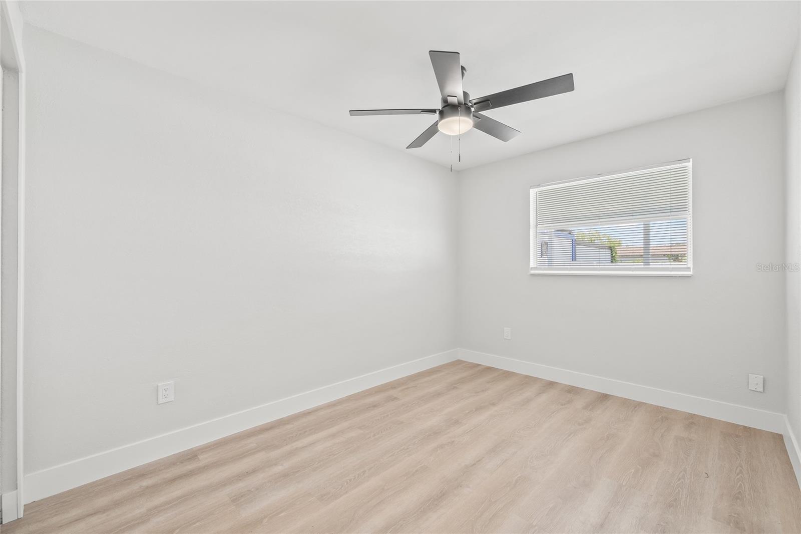 Image 14 of 23 For 2435 18th Avenue N