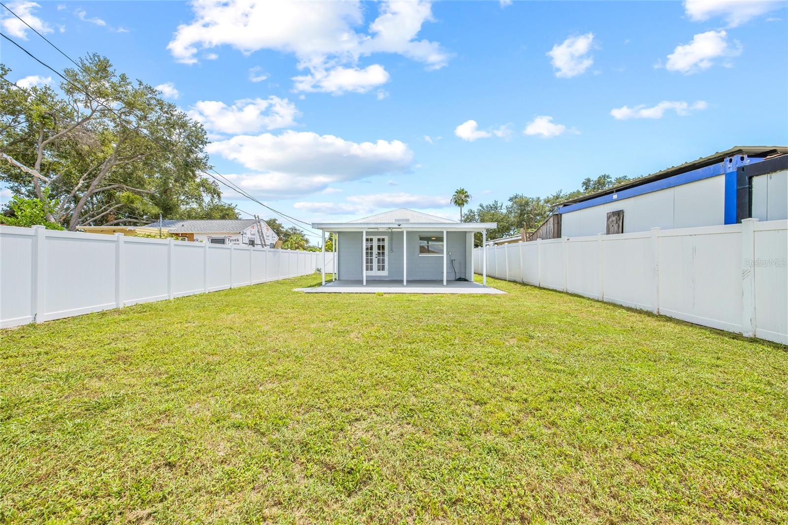 Image 21 of 23 For 2435 18th Avenue N