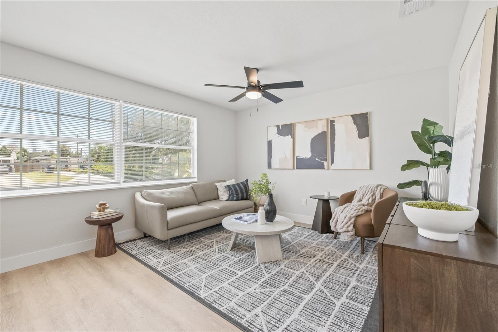 Image 4 of 23 For 2435 18th Avenue N