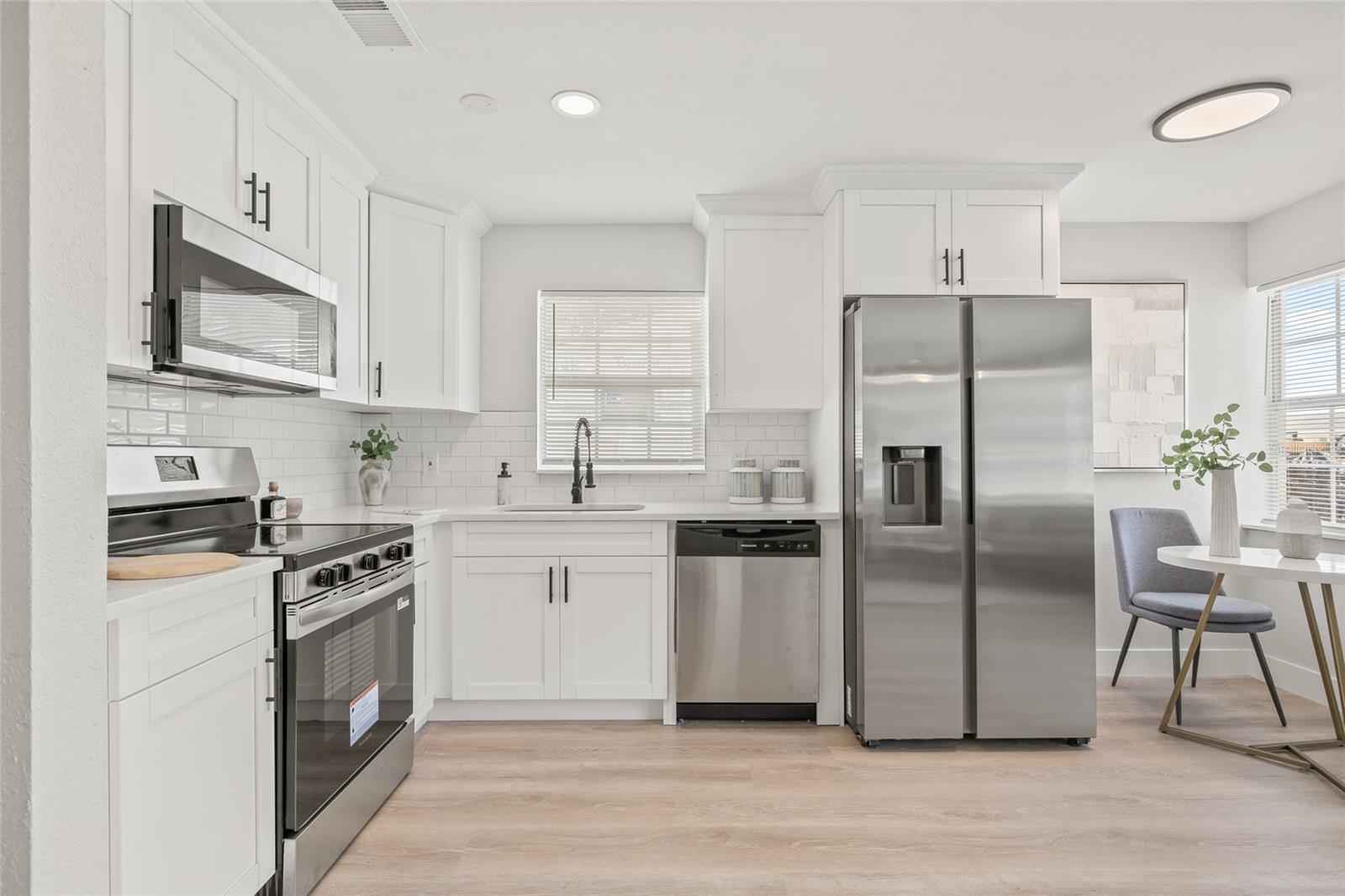 Image 7 of 23 For 2435 18th Avenue N