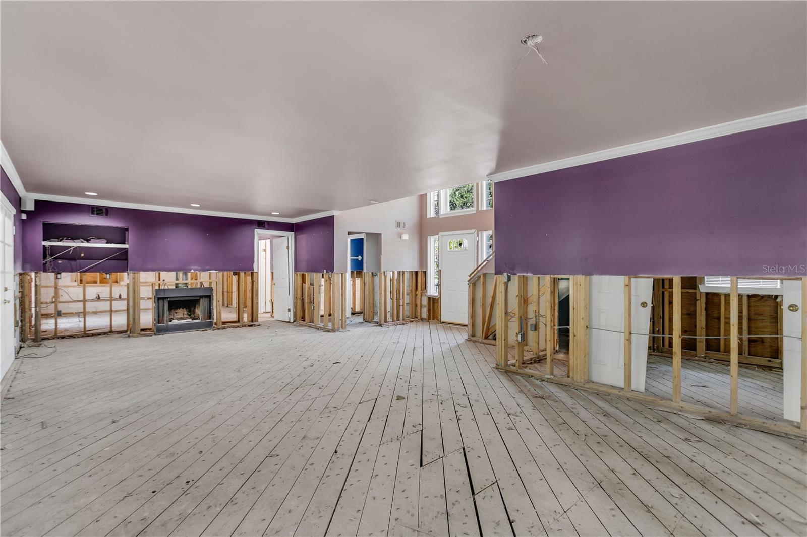 Image 10 of 39 For 2506 Gardner Court