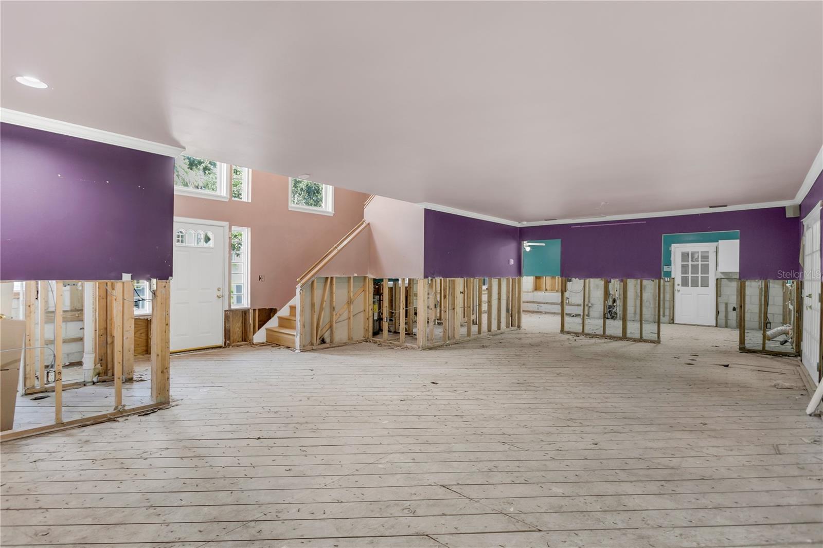 Image 12 of 39 For 2506 Gardner Court