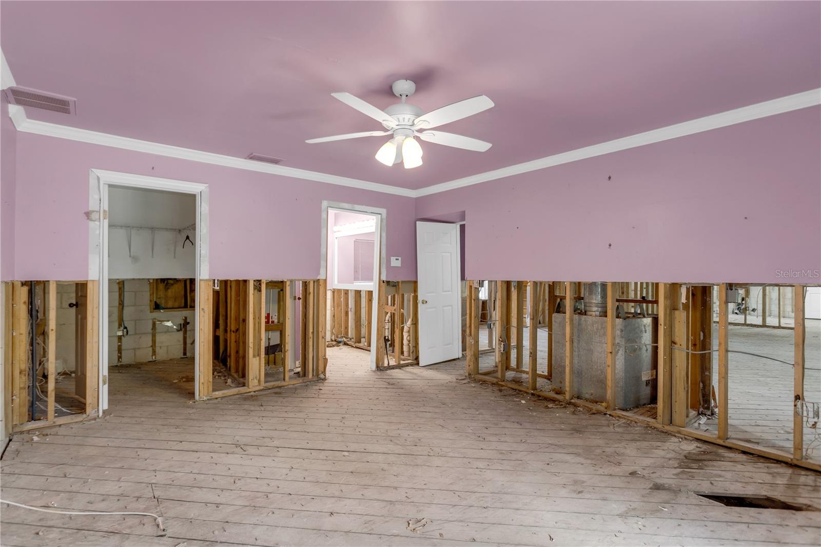 Image 21 of 39 For 2506 Gardner Court