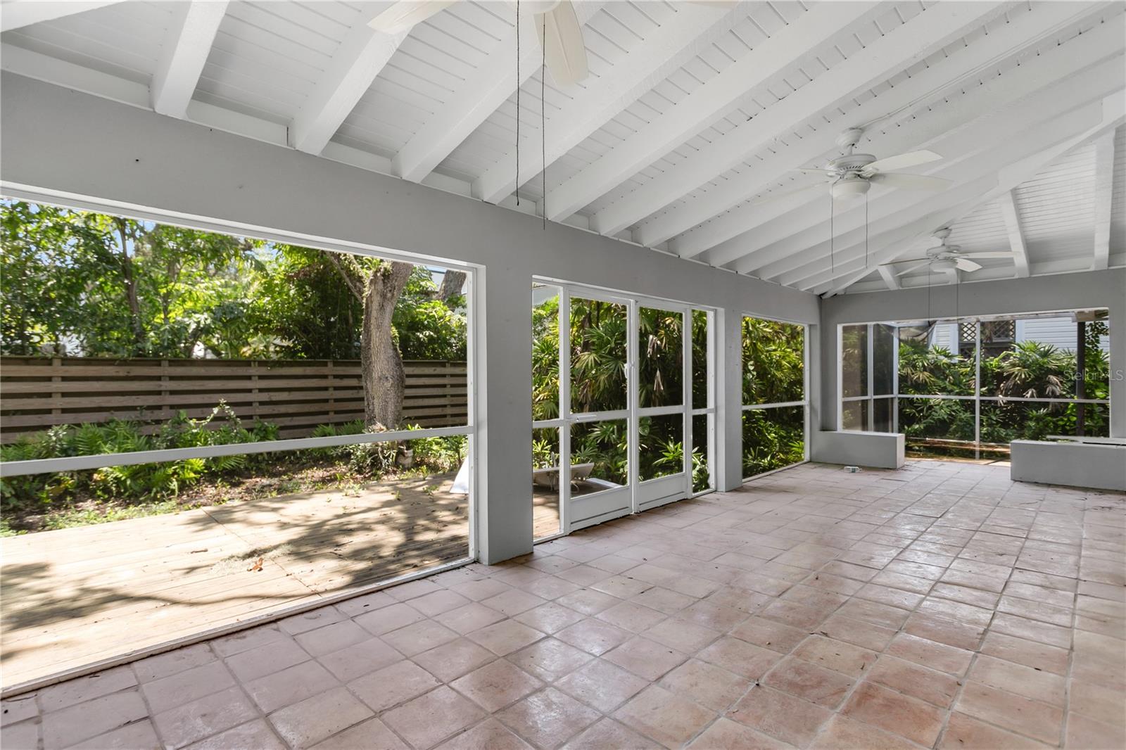 Image 29 of 39 For 2506 Gardner Court