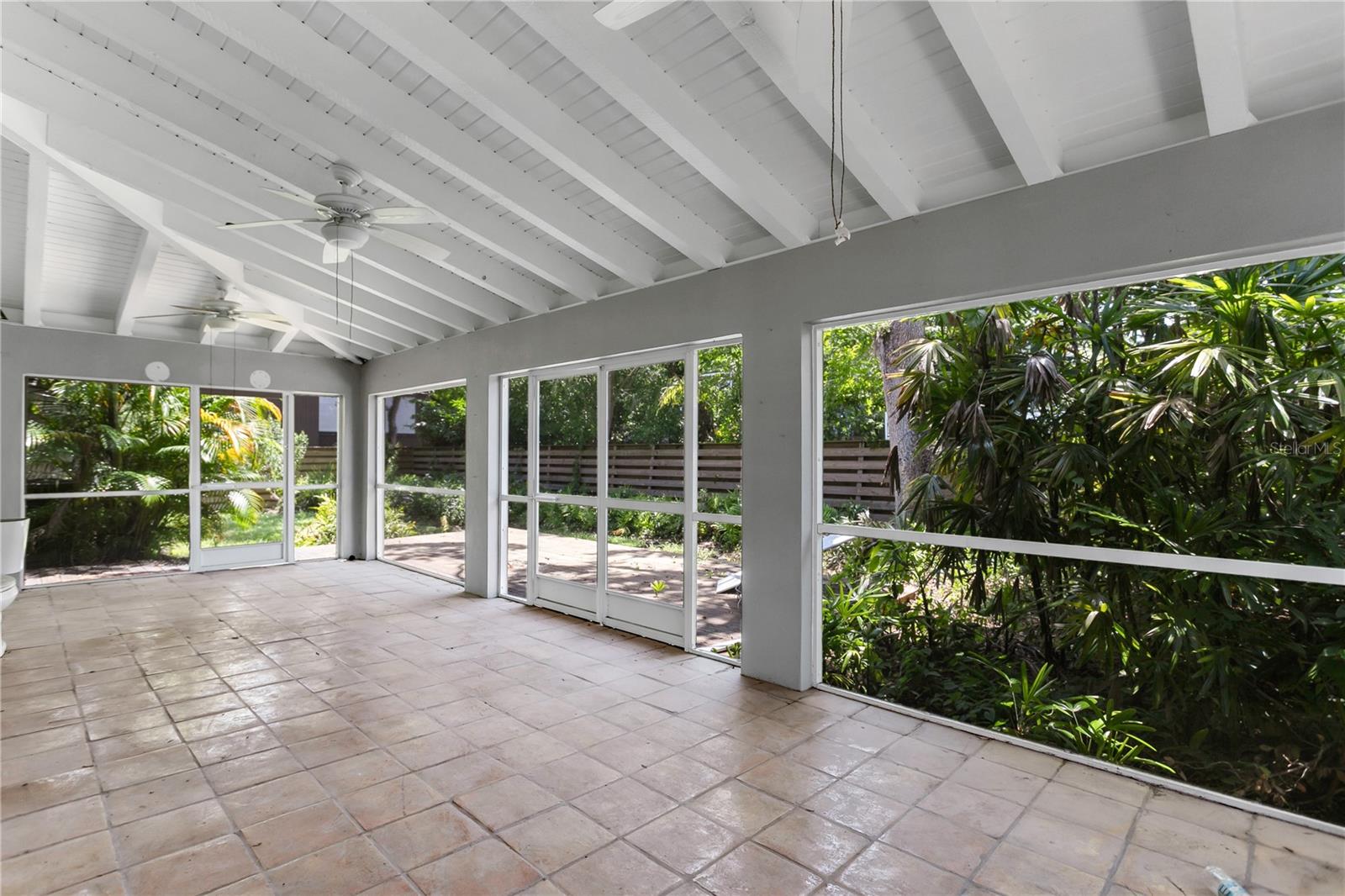 Image 33 of 39 For 2506 Gardner Court