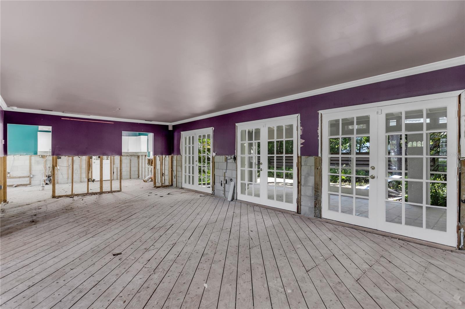 Image 9 of 39 For 2506 Gardner Court