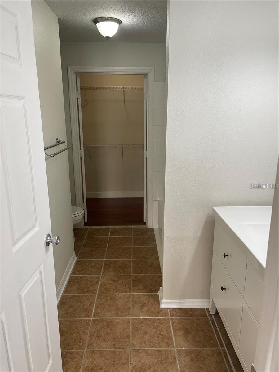 Image 10 of 20 For 501 Knights Run Avenue 1124
