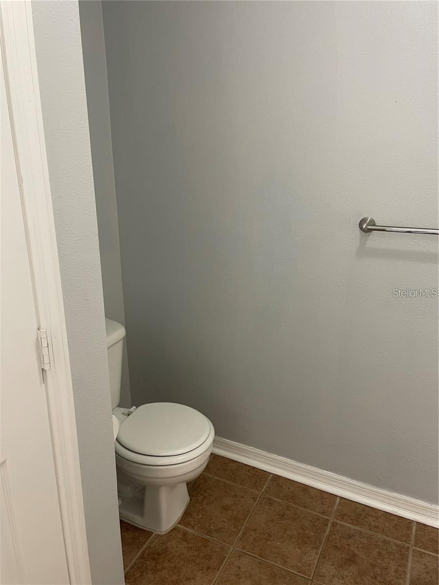 Image 15 of 20 For 501 Knights Run Avenue 1124