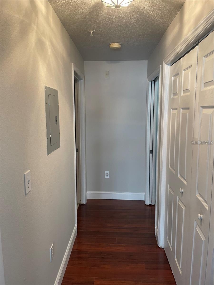Image 17 of 20 For 501 Knights Run Avenue 1124