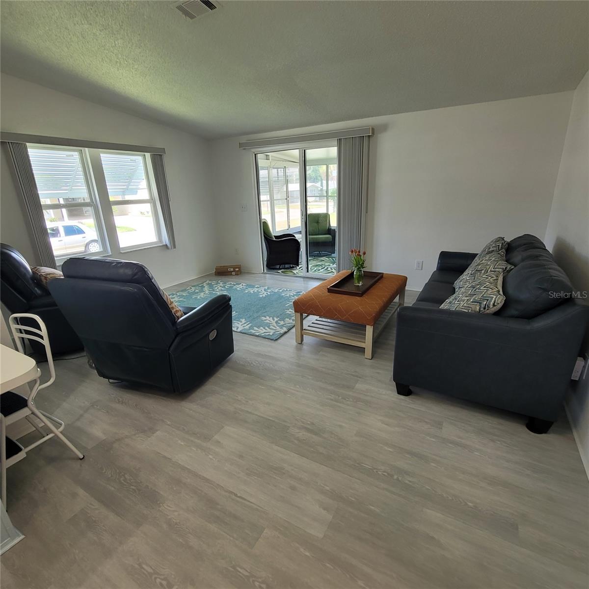 Image 6 of 25 For 1507 Schwartz Boulevard