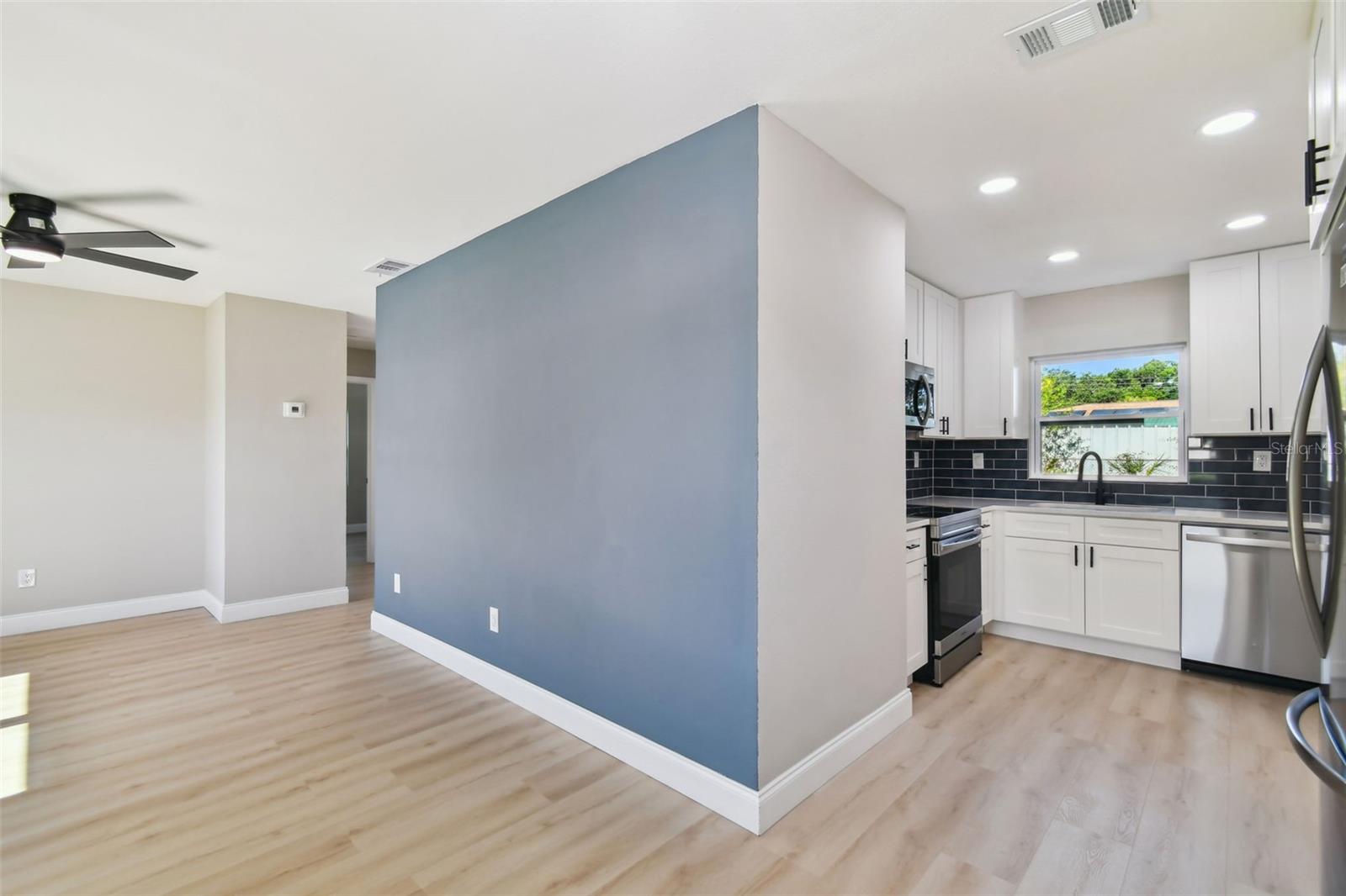 Image 10 of 66 For 4224 Empire Place