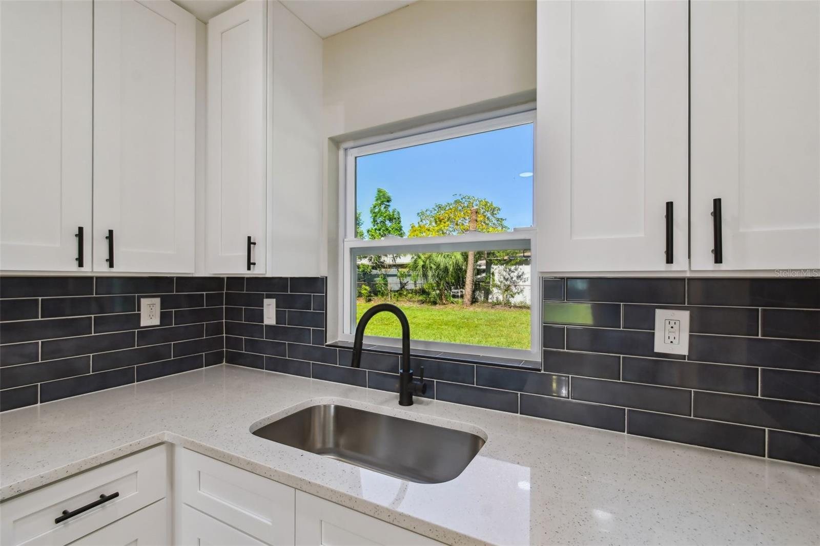 Image 15 of 66 For 4224 Empire Place