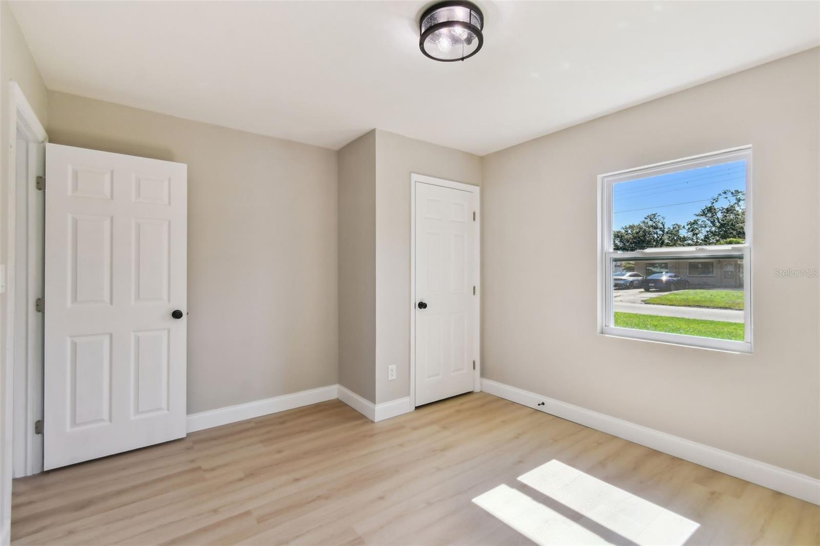 Image 30 of 66 For 4224 Empire Place