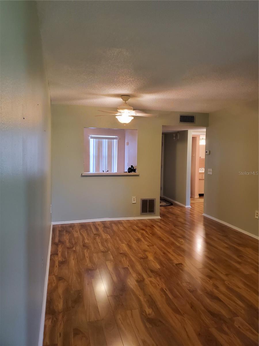 Image 10 of 19 For 11132 Pembridge Court 3