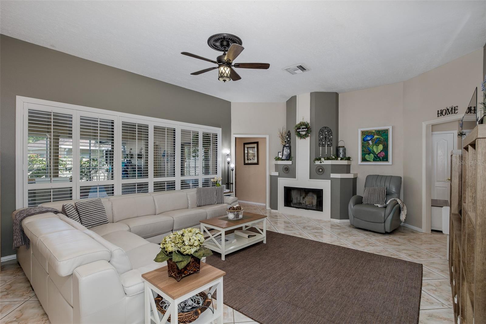 Image 15 of 47 For 15108 Elmcrest Street