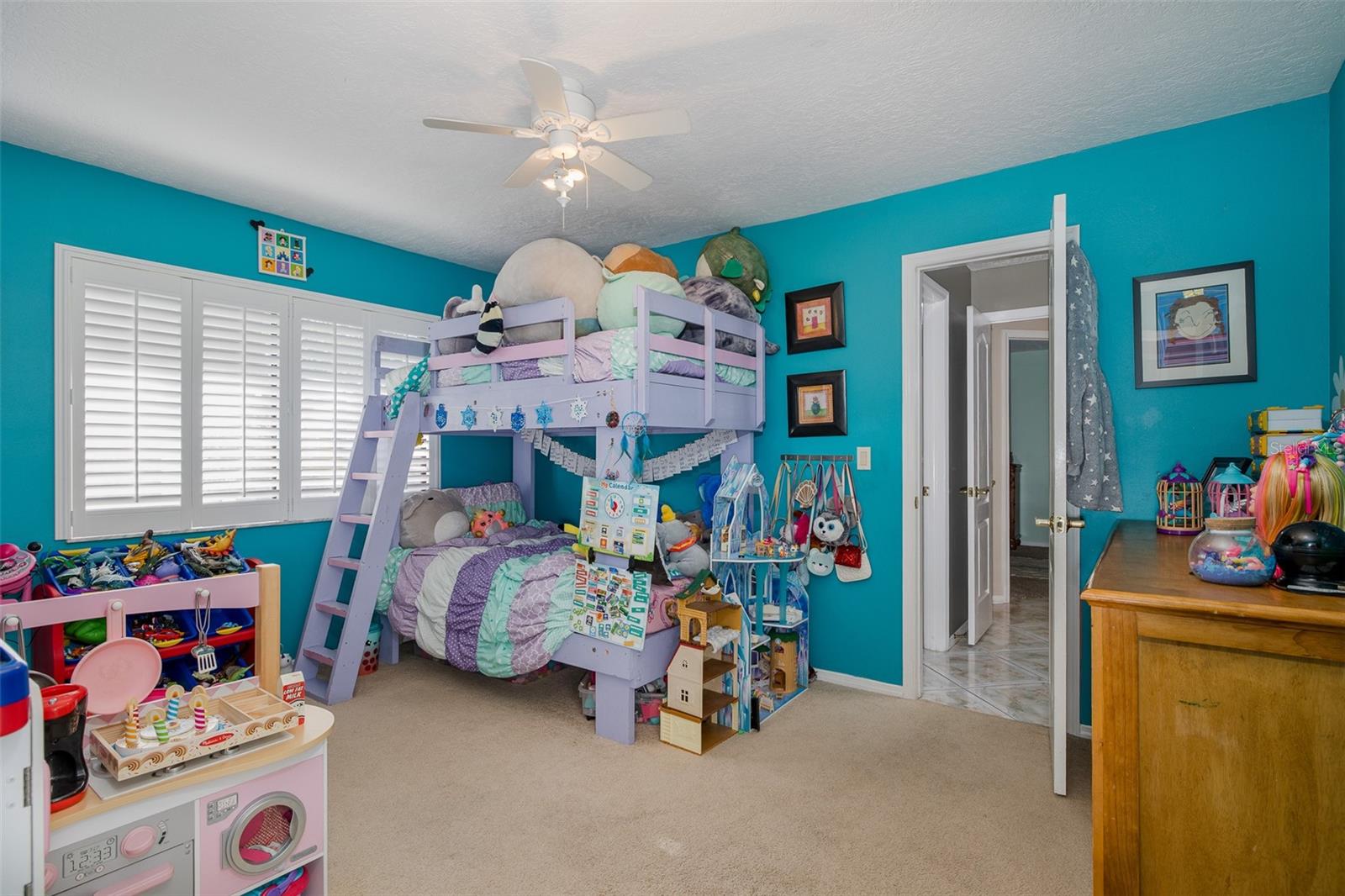 Image 23 of 47 For 15108 Elmcrest Street