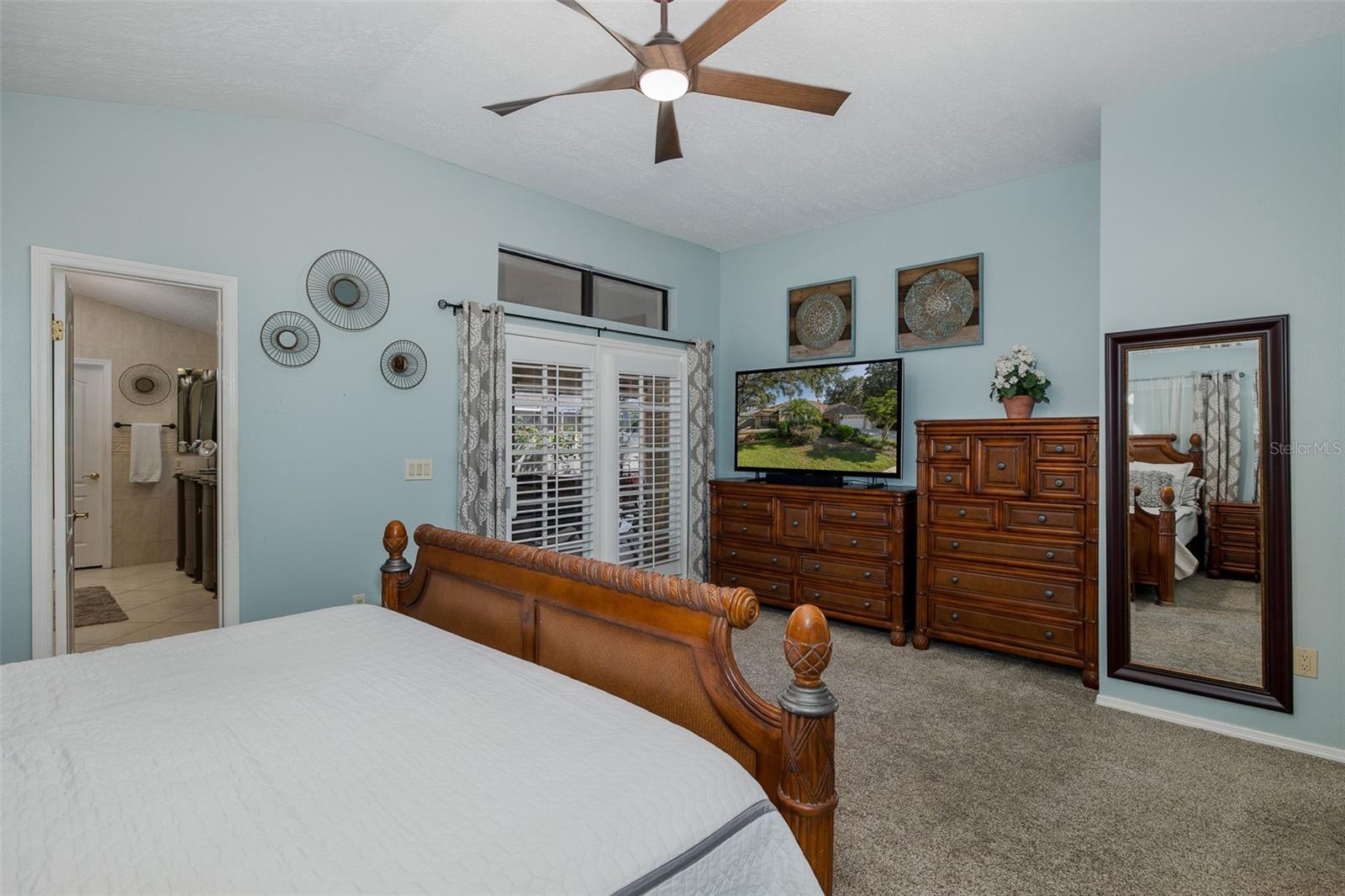 Image 31 of 47 For 15108 Elmcrest Street