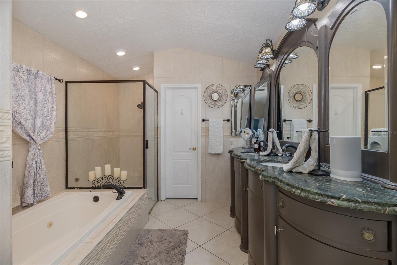 Image 34 of 47 For 15108 Elmcrest Street