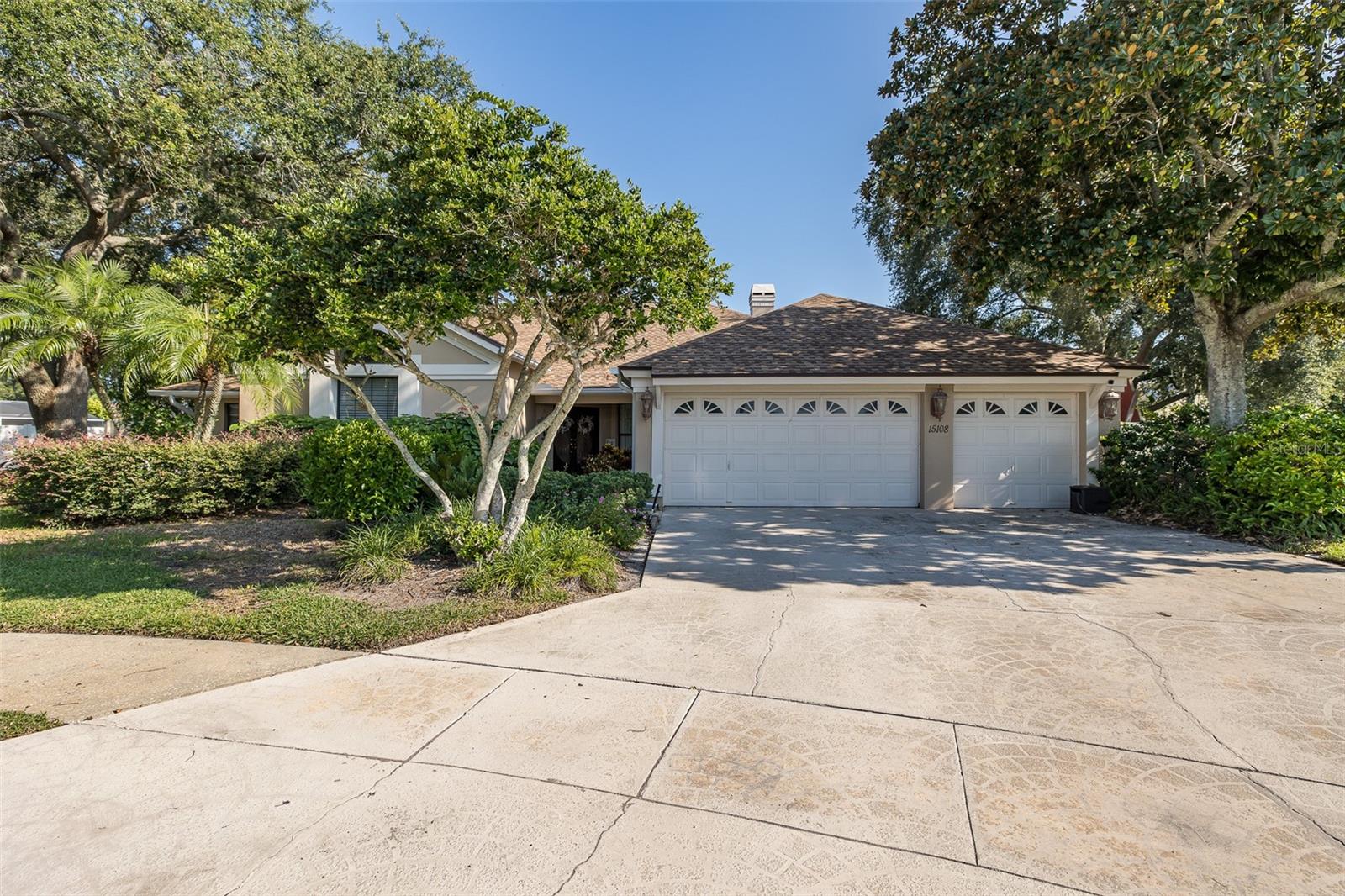 Image 4 of 47 For 15108 Elmcrest Street