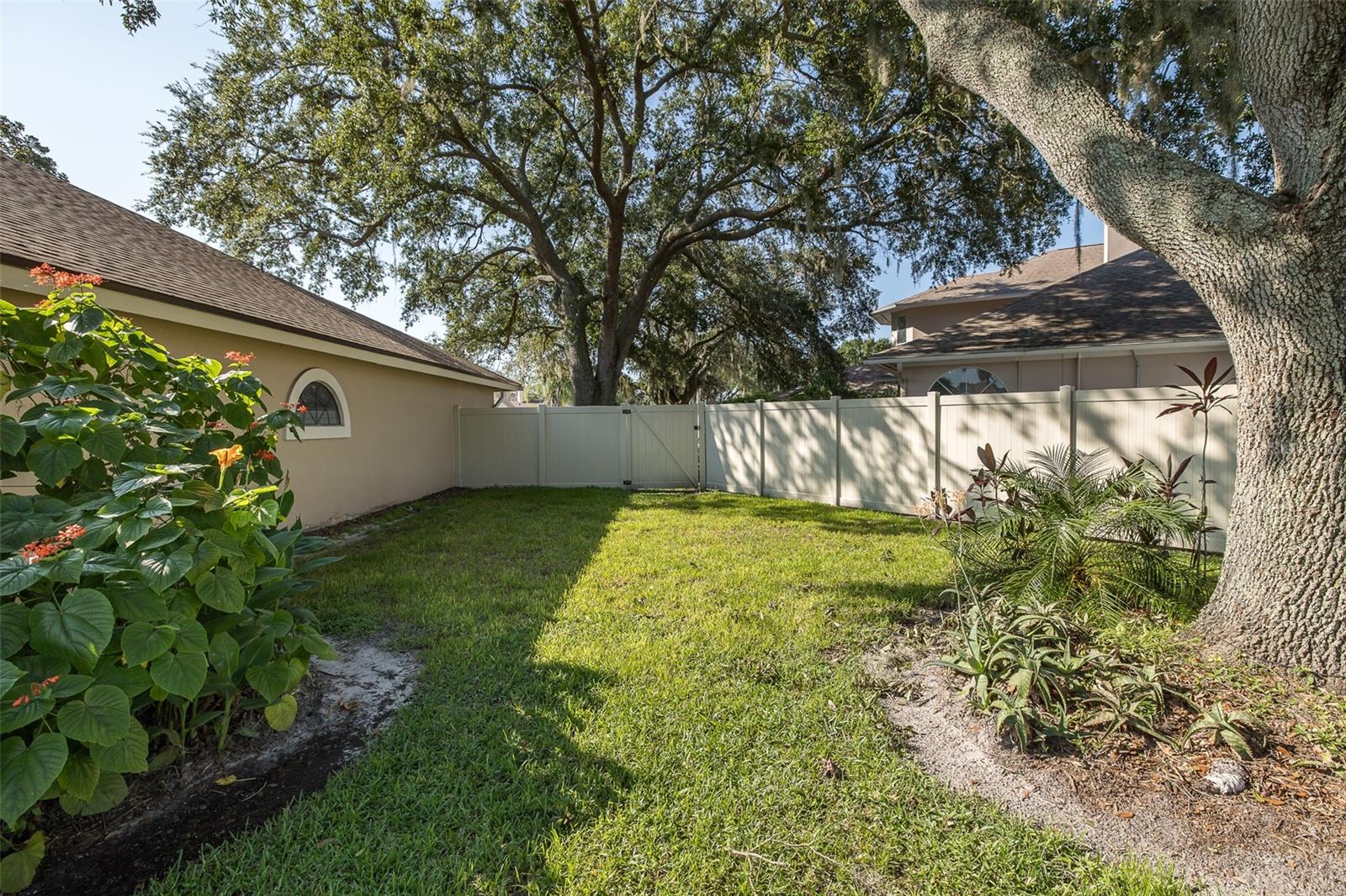 Image 44 of 47 For 15108 Elmcrest Street