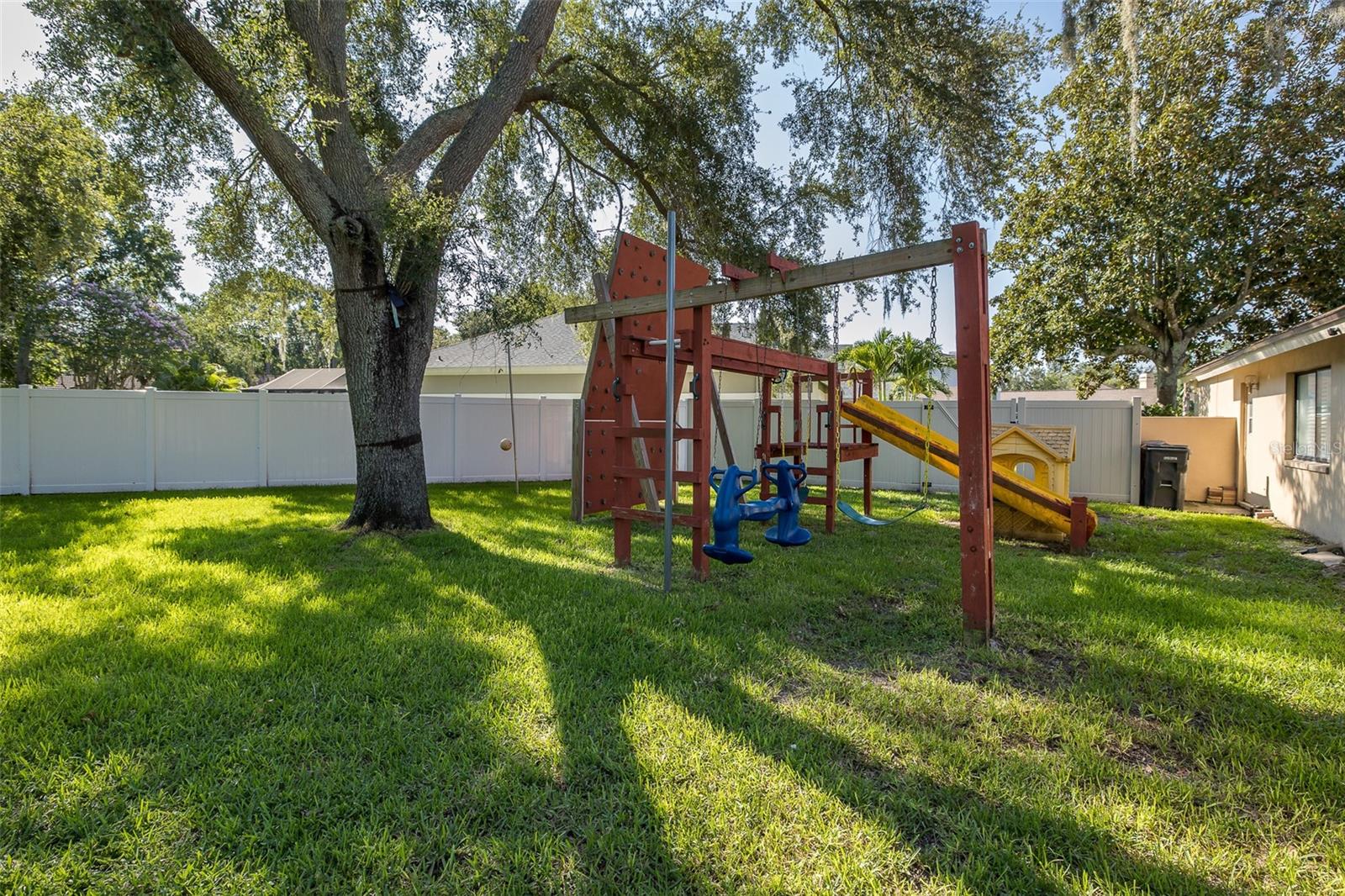 Image 45 of 47 For 15108 Elmcrest Street