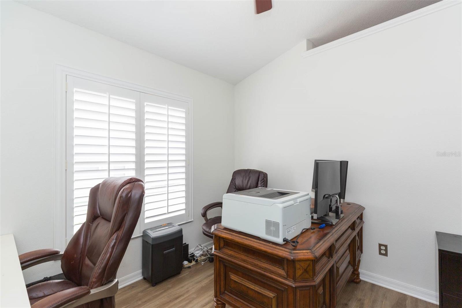 Image 14 of 63 For 876 Addison Drive Ne