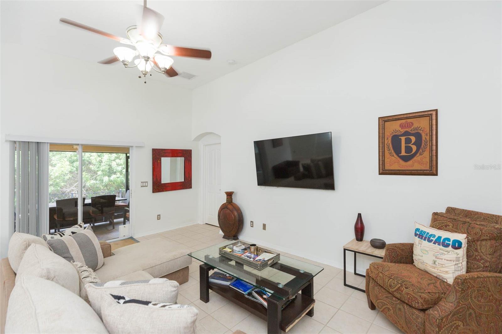 Image 16 of 63 For 876 Addison Drive Ne