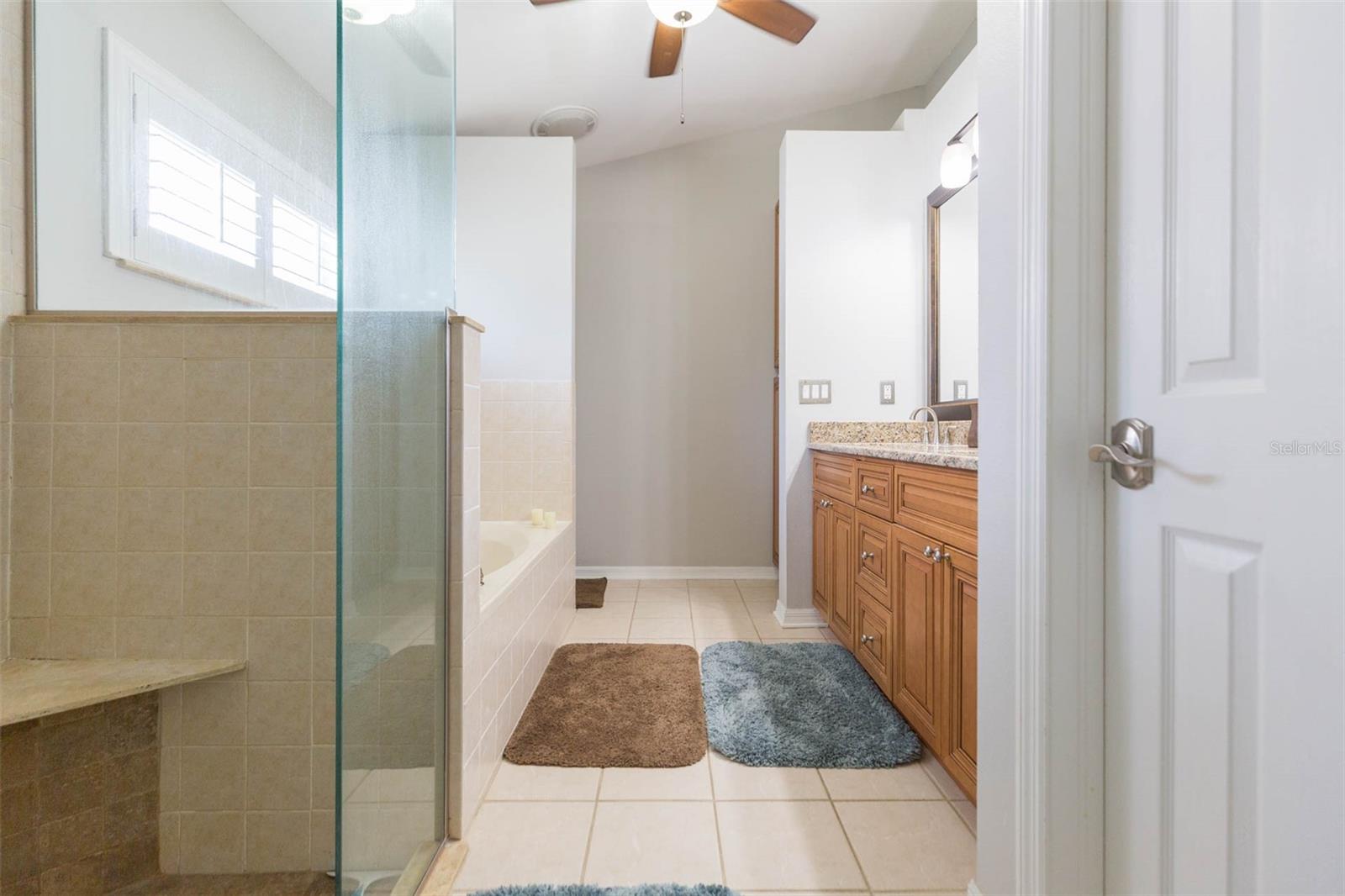 Image 32 of 63 For 876 Addison Drive Ne