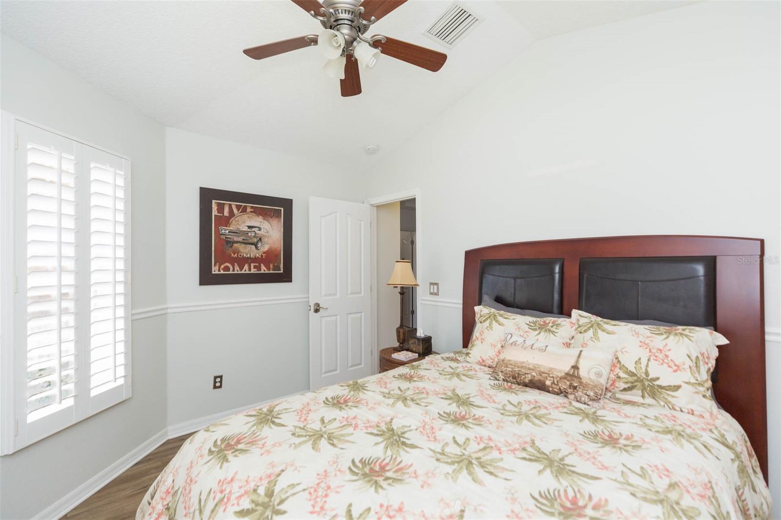 Image 38 of 63 For 876 Addison Drive Ne