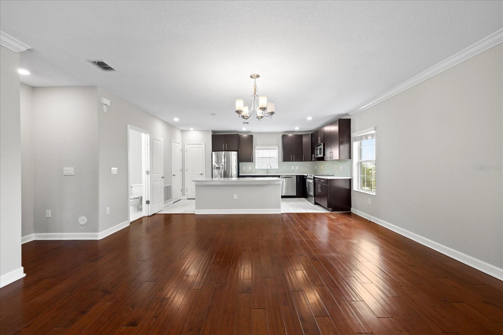 Image 4 of 39 For 1501 Lemon Street