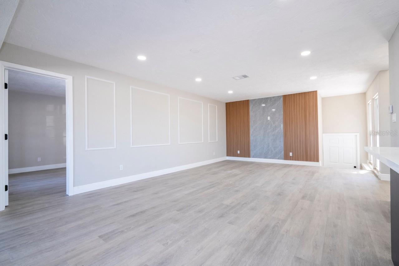 Image 19 of 61 For 809 59th Avenue