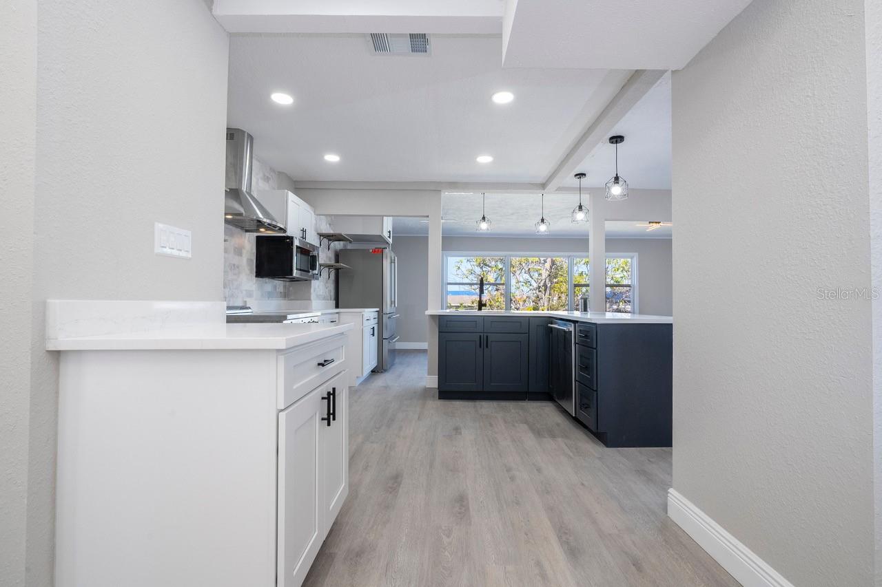 Image 4 of 61 For 809 59th Avenue
