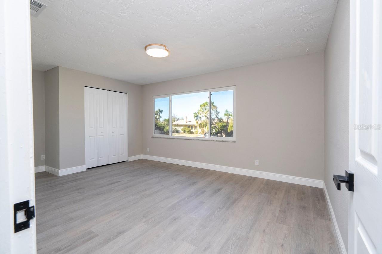 Image 42 of 61 For 809 59th Avenue