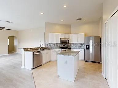 Image 6 of 28 For 22320 Red Jacket Lane