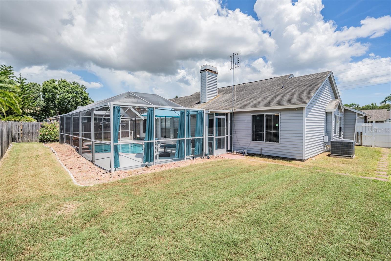 Image 32 of 37 For 7501 Turtlebrook Lane