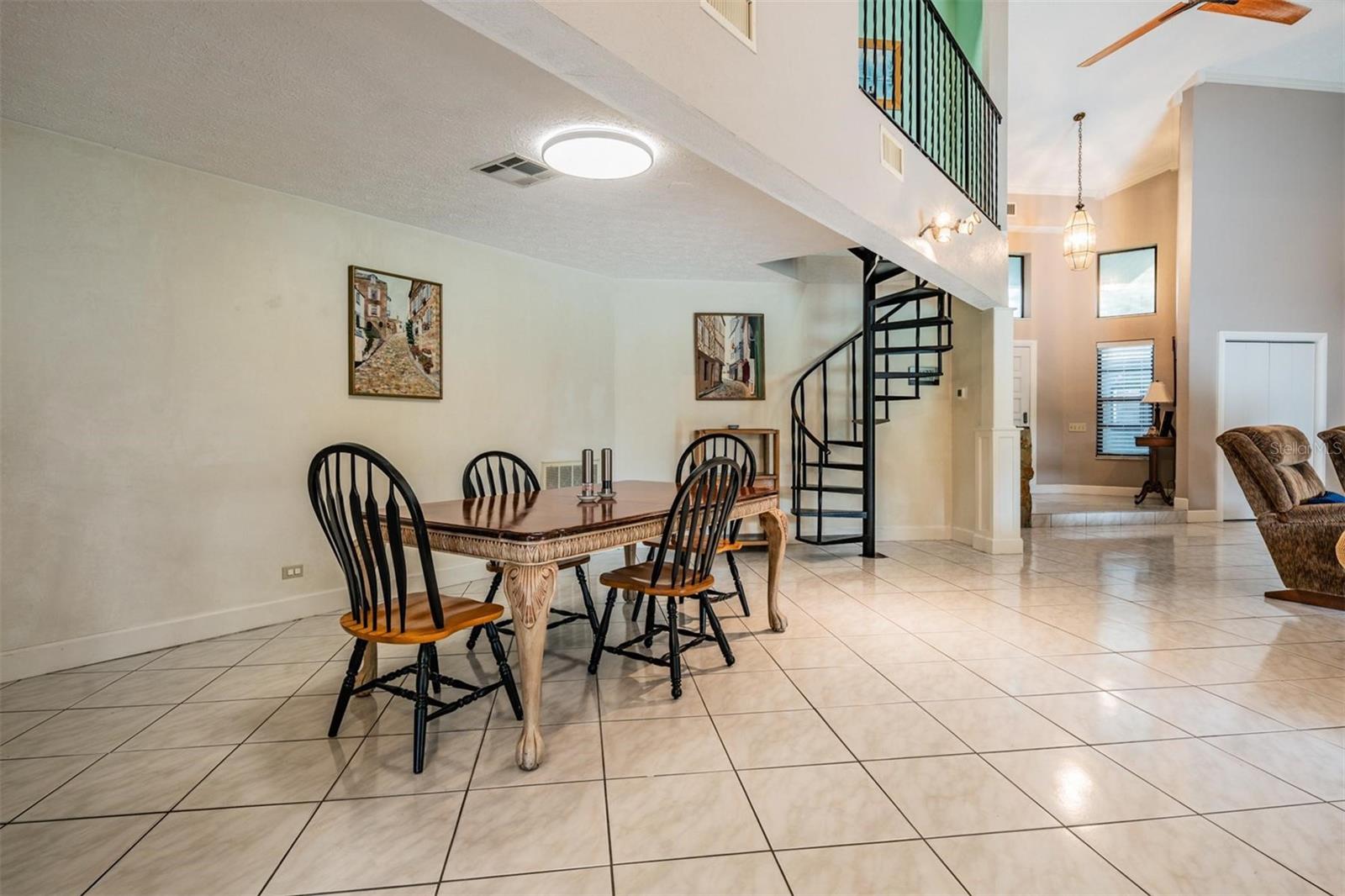 Image 14 of 38 For 6911 Daubon Court