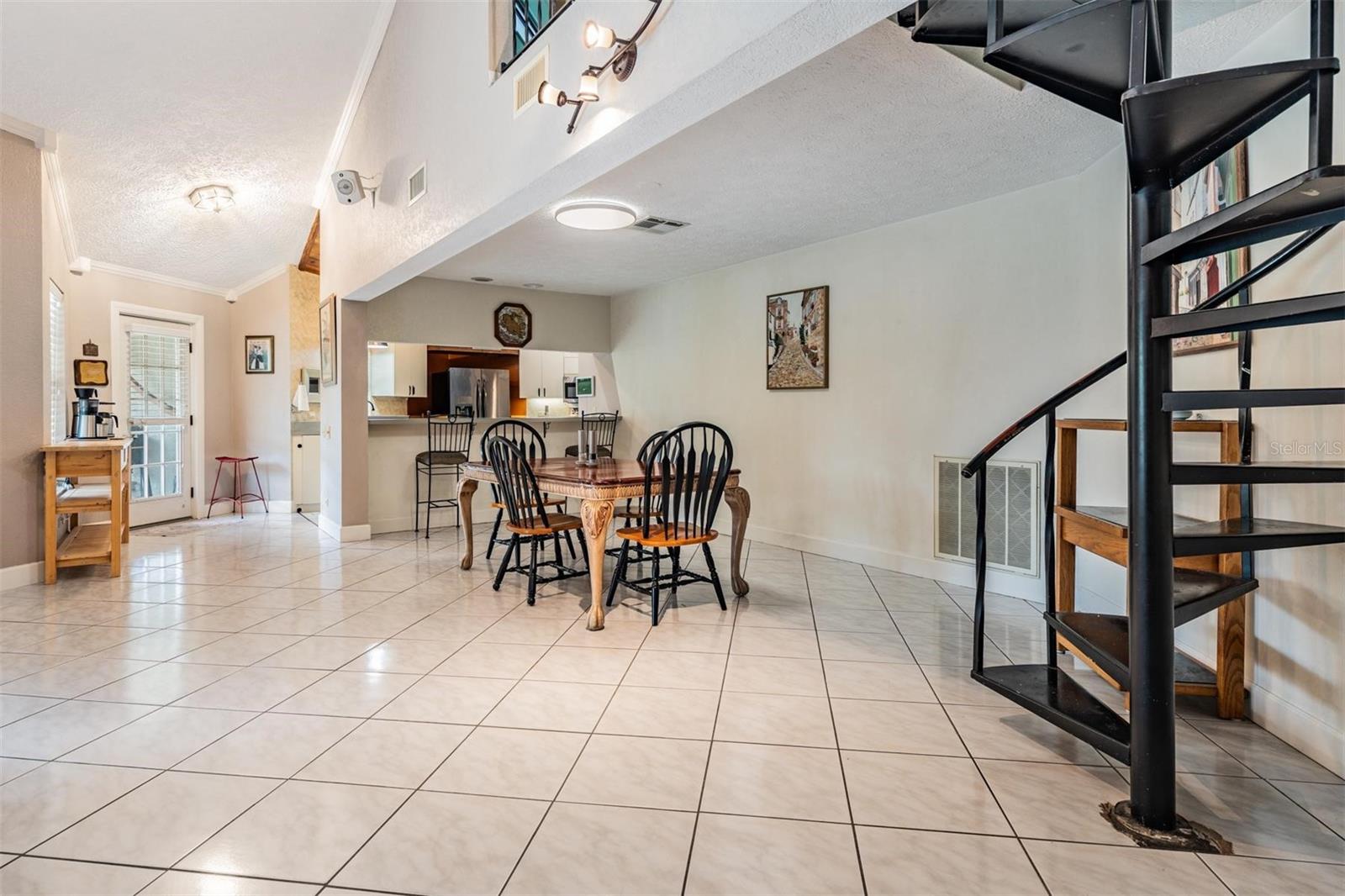 Image 16 of 38 For 6911 Daubon Court