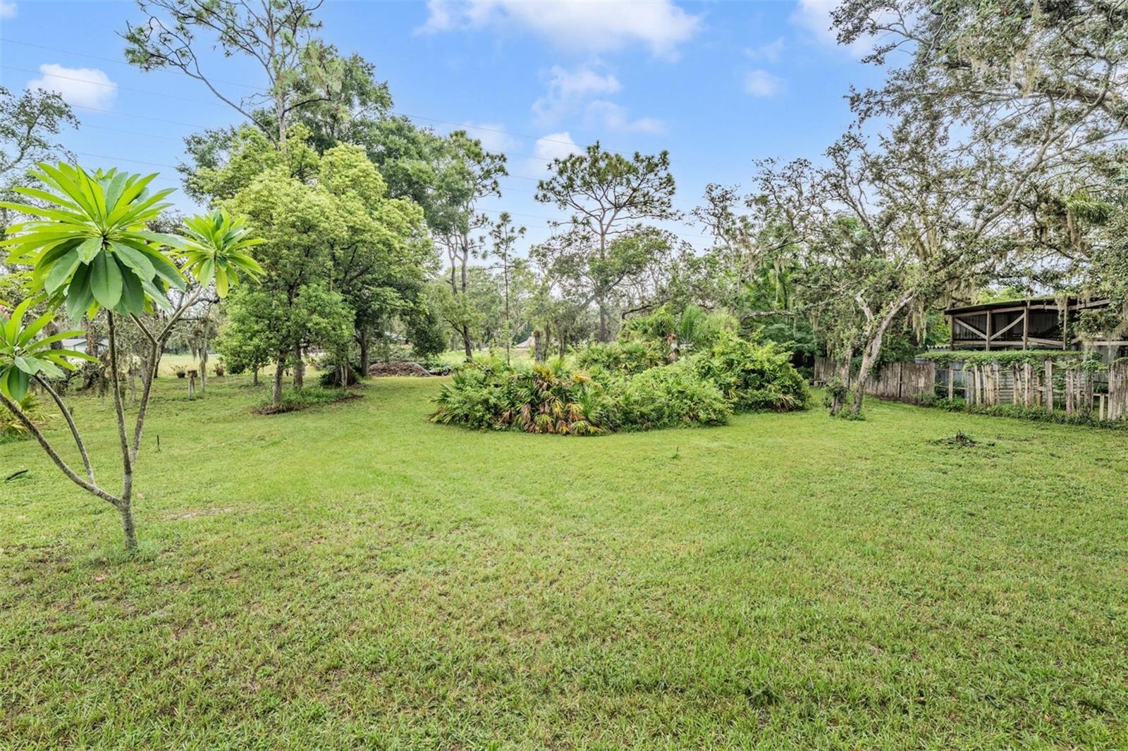 Image 35 of 38 For 6911 Daubon Court