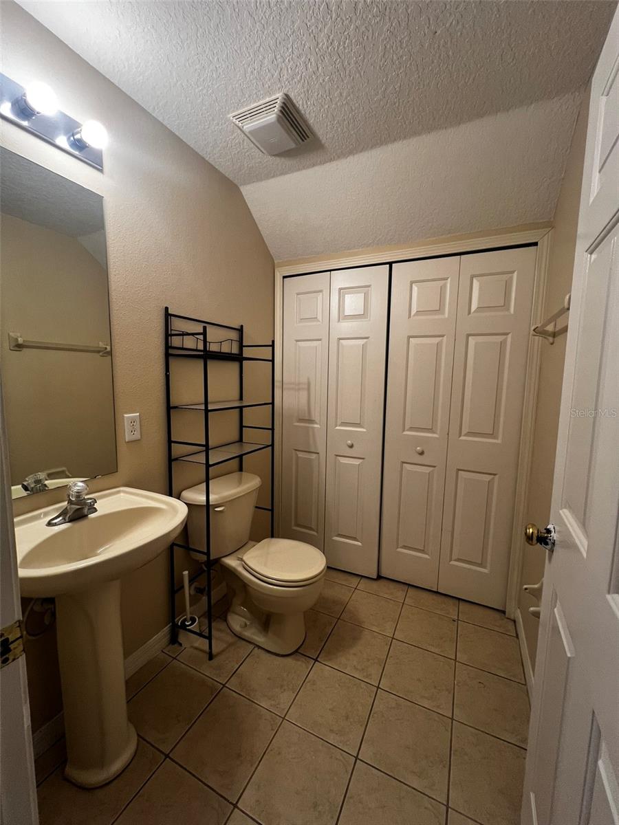 Image 20 of 27 For 228 Penmark Stone Place
