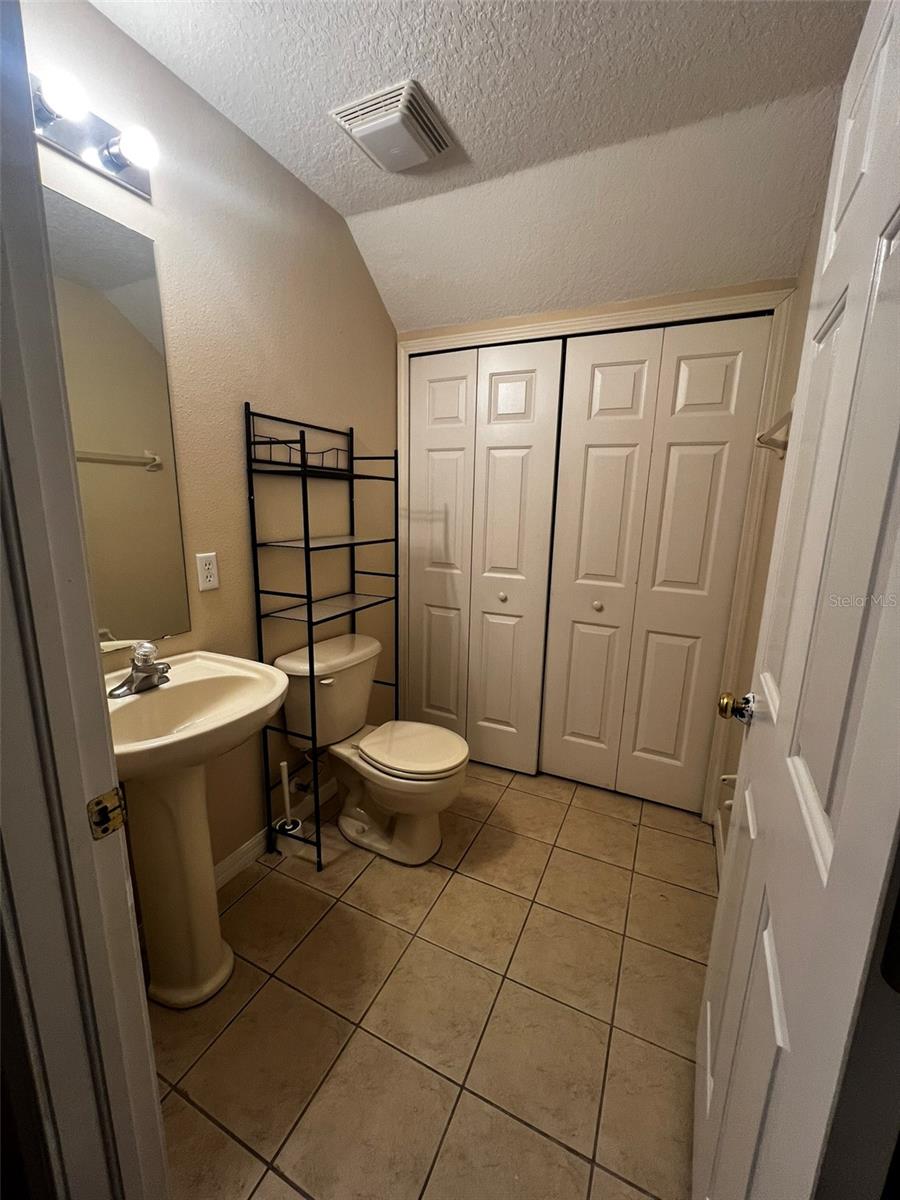 Image 21 of 27 For 228 Penmark Stone Place