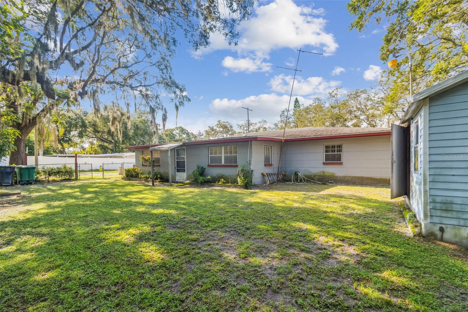 Image 44 of 67 For 3018 Fern Street