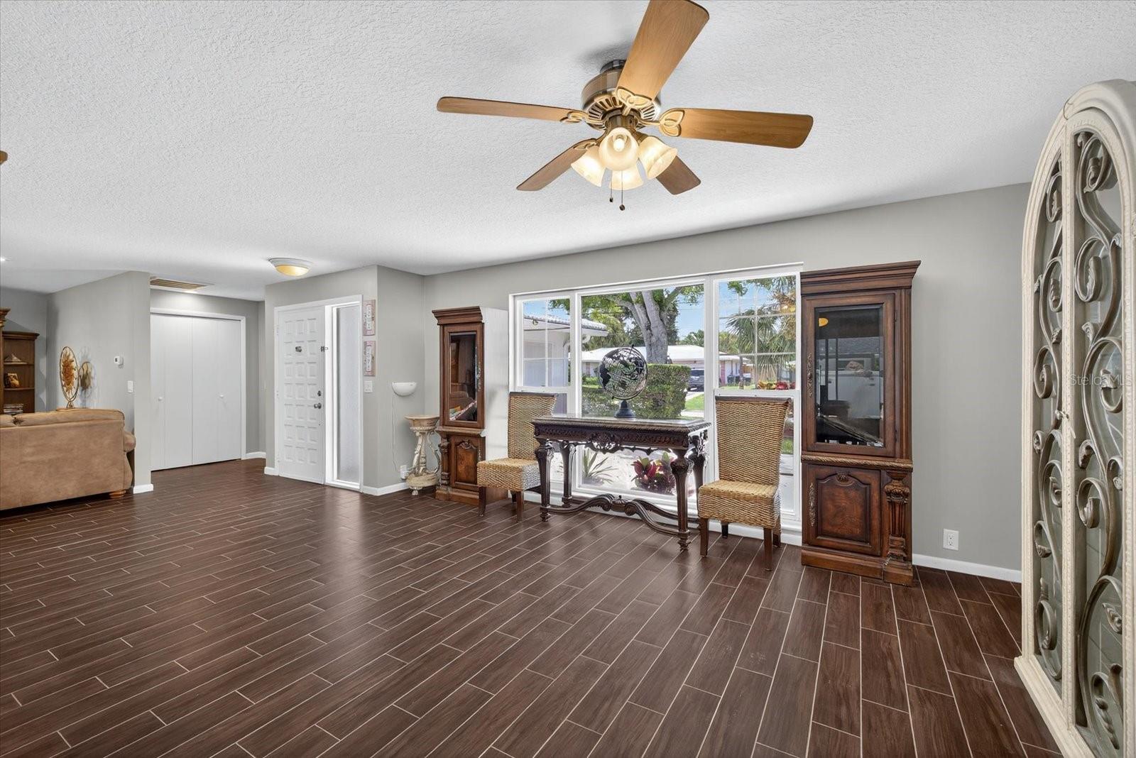 Image 14 of 31 For 1228 Inverness Drive