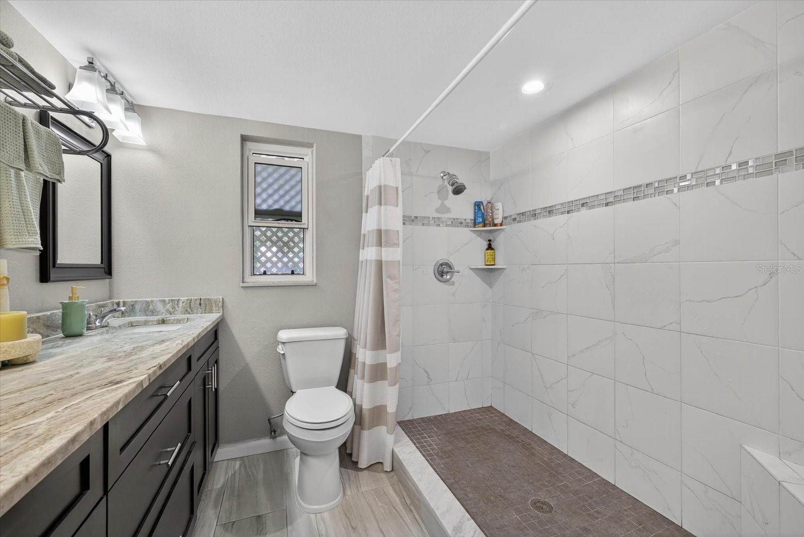 Image 19 of 31 For 1228 Inverness Drive