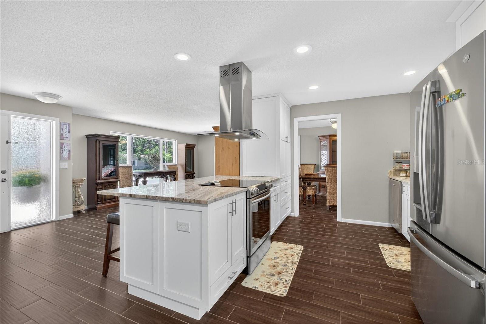 Image 5 of 31 For 1228 Inverness Drive