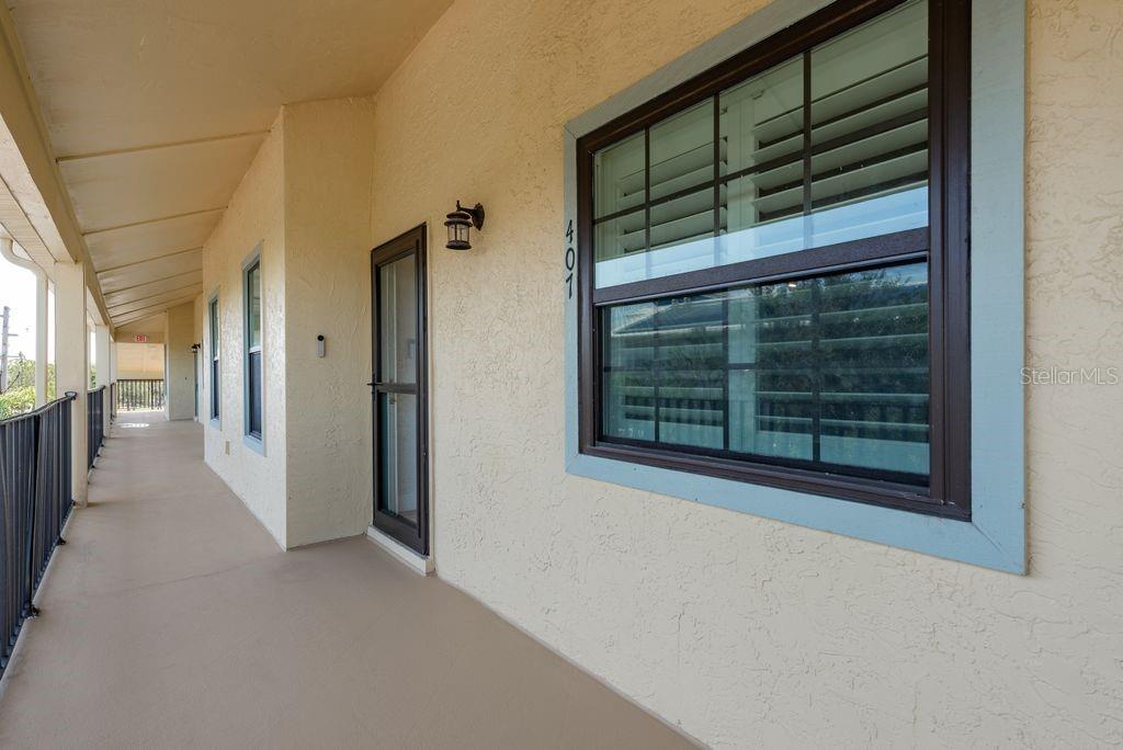 Image 6 of 47 For 460 Paula Drive 407