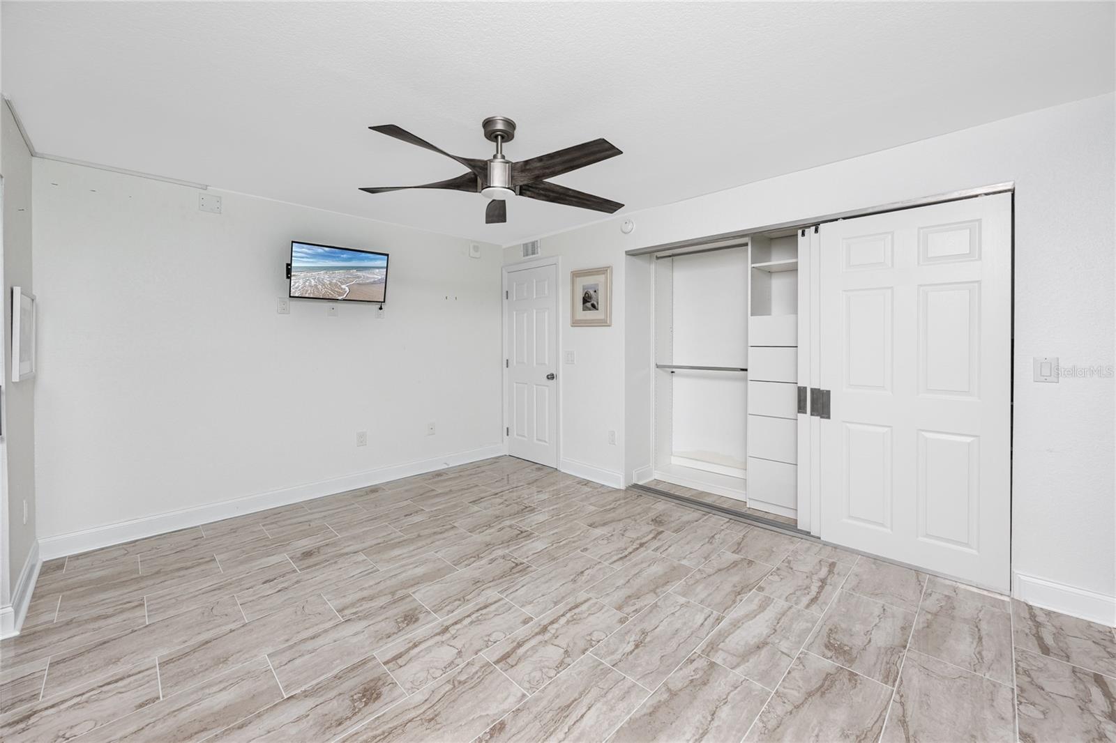 Image 31 of 50 For 7300 Sun Island Drive S 706