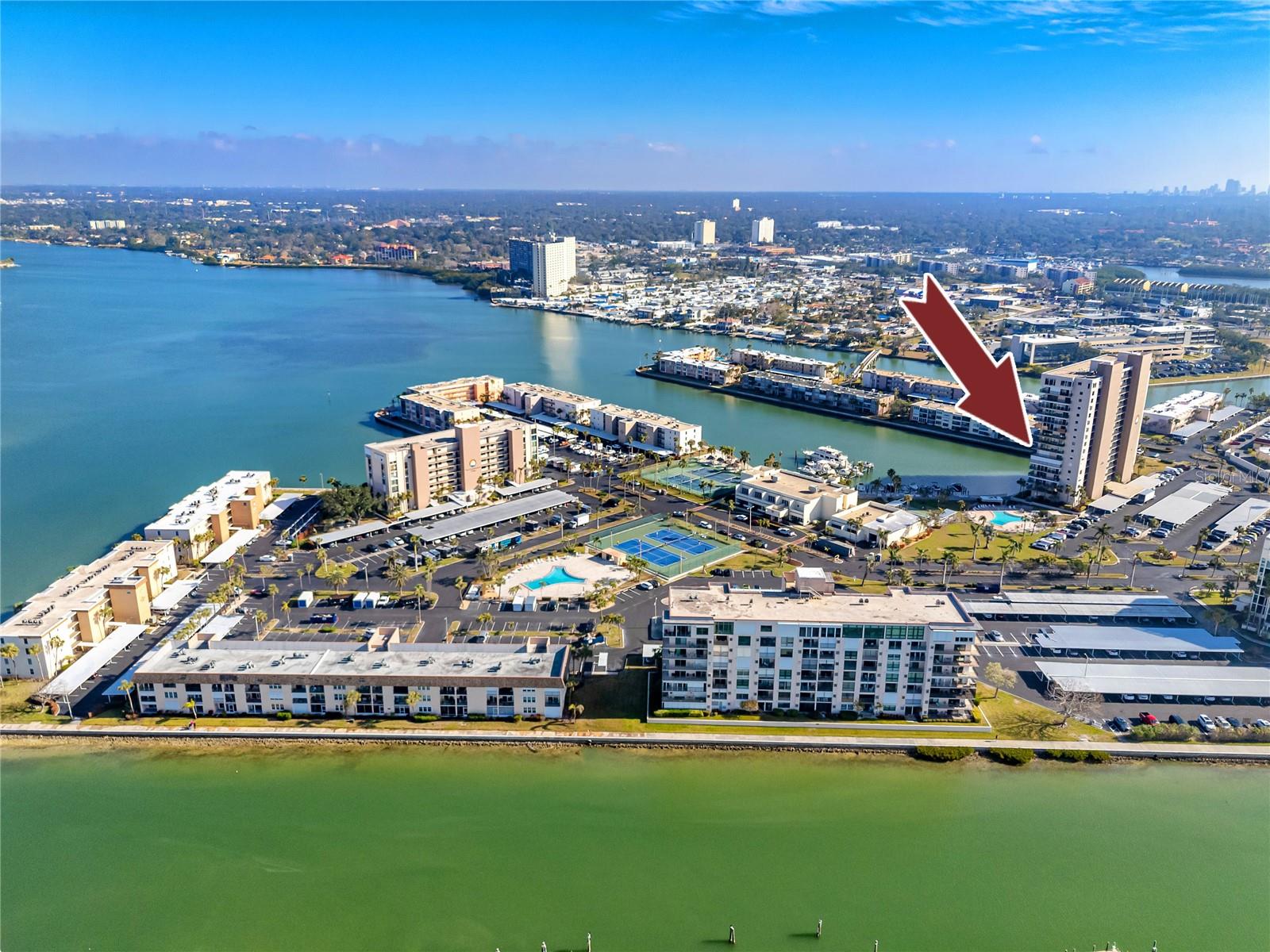 Image 43 of 50 For 7300 Sun Island Drive S 706