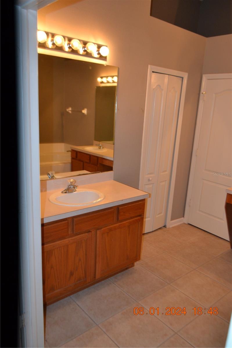 Image 4 of 19 For 5017 Culpepper Place