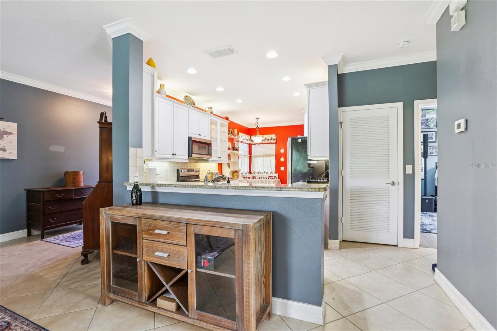 Image 12 of 73 For 15820 Aurora Lake Circle