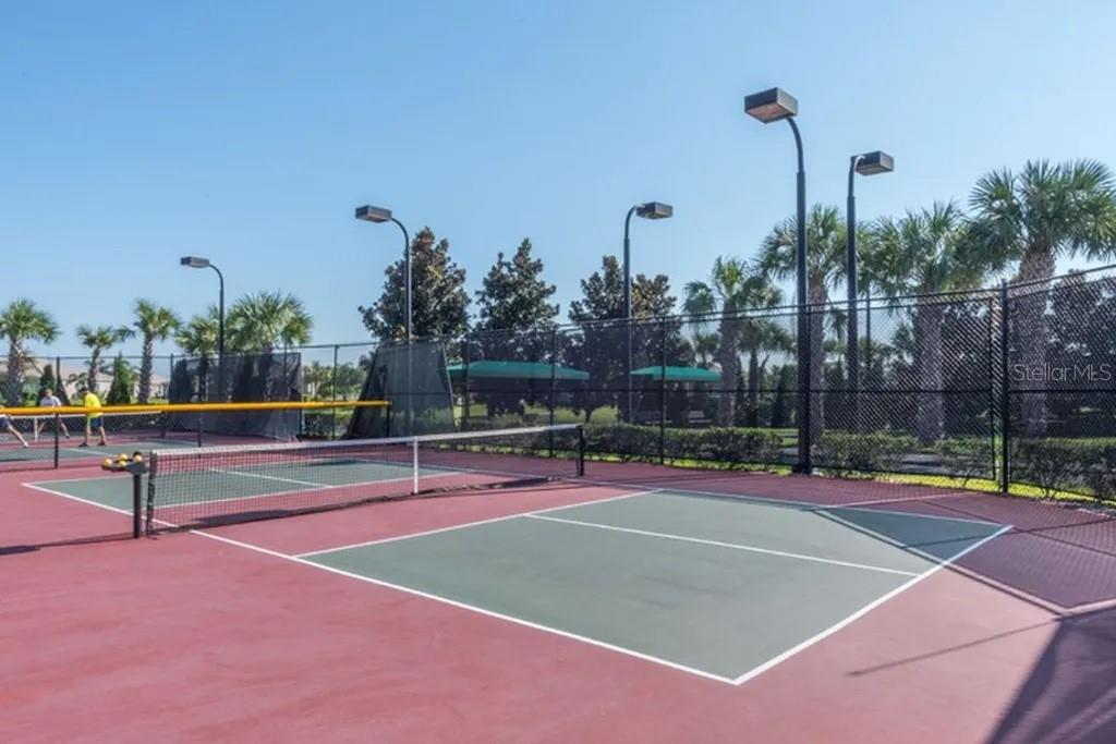 Image 56 of 73 For 15820 Aurora Lake Circle